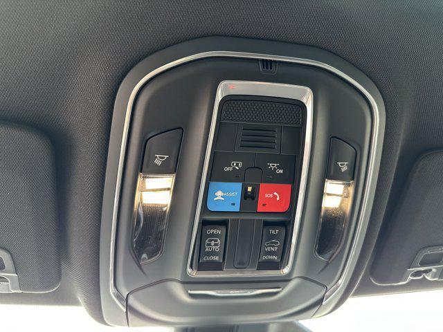 Photo of 2025 Velvet Red Pearlcoat Jeep Grand Cherokee