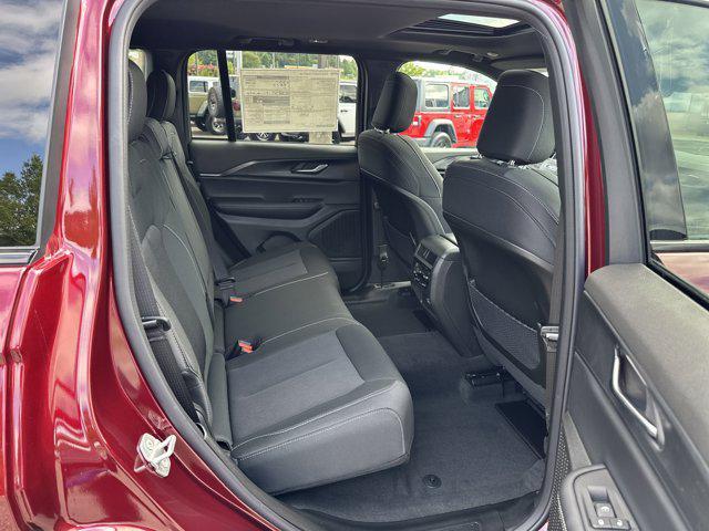 Photo of 2025 Velvet Red Pearlcoat Jeep Grand Cherokee