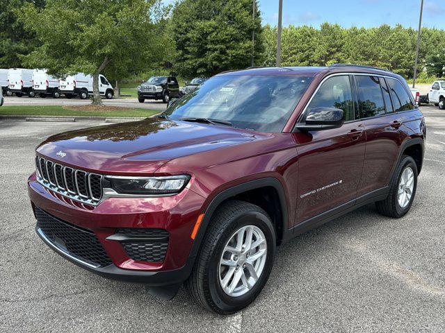 Photo of 2025 Velvet Red Pearlcoat Jeep Grand Cherokee