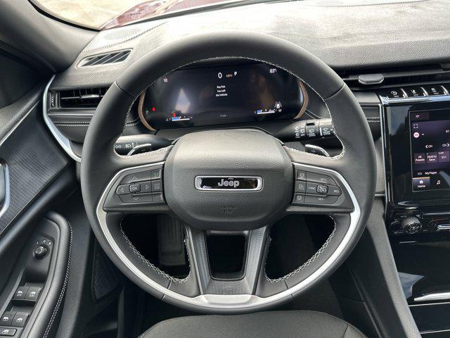 Photo of 2025 Velvet Red Pearlcoat Jeep Grand Cherokee