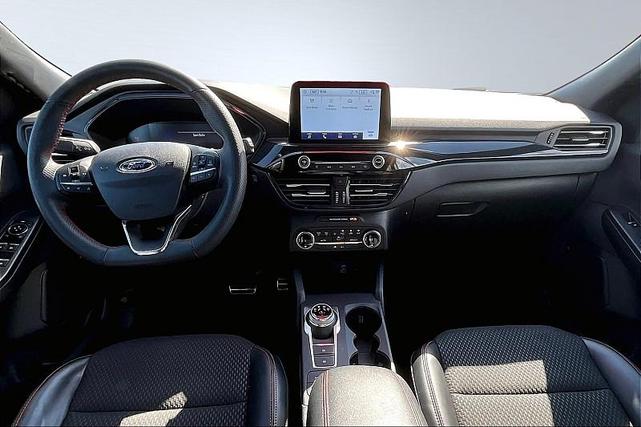 Photo of 2023 BLUE Ford Escape