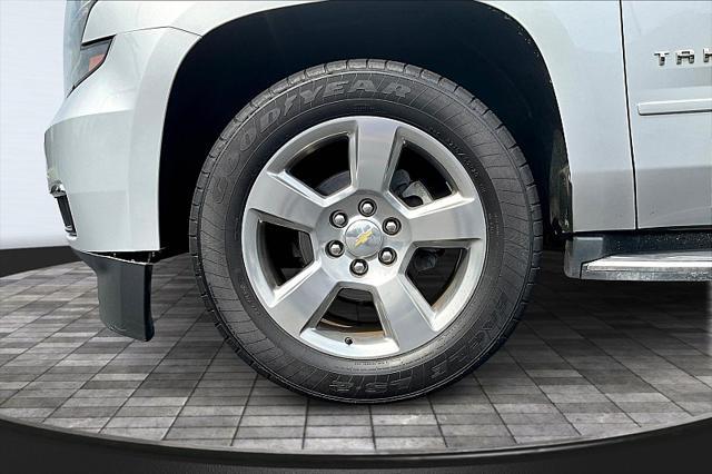 Photo of 2019 Silver Ice Metallic Chevrolet Tahoe