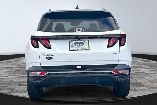 Photo of 2024 White Pearl Hyundai TUCSON