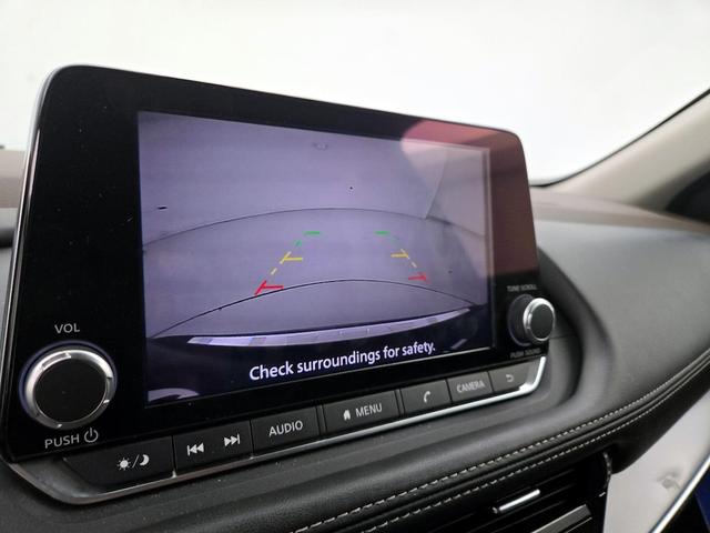 Photo of 2023 Black Nissan Rogue