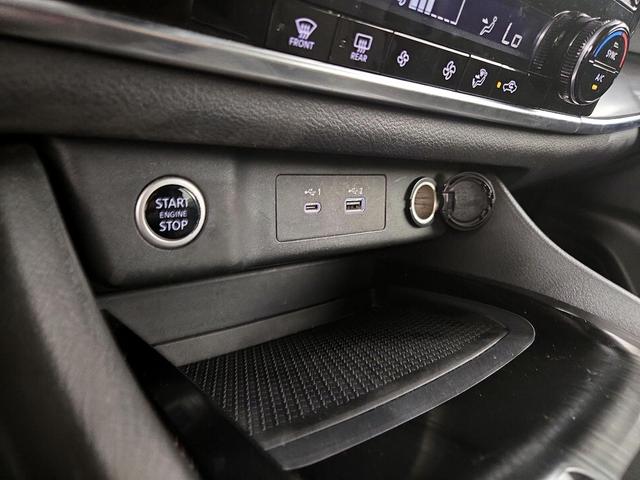 Photo of 2023 Black Nissan Rogue
