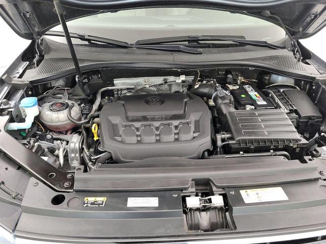 Photo of 2022 Gray Volkswagen Tiguan