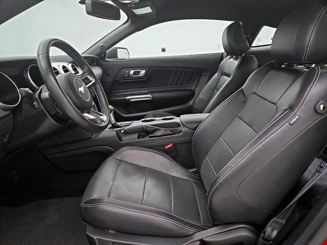 Photo of 2020 Red Ford Mustang