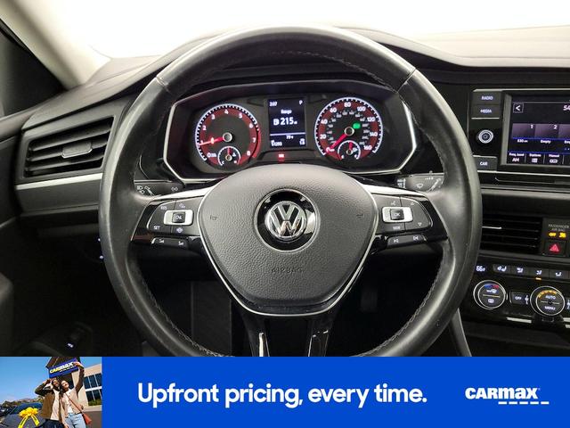 Photo of 2019 Blue Volkswagen Jetta