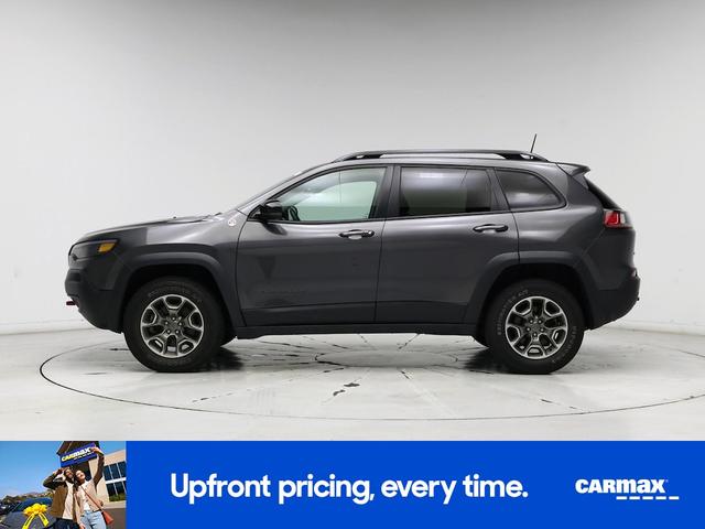 Photo of 2022 Gray Jeep Cherokee
