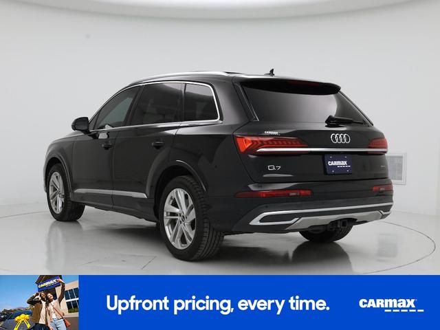 Photo of 2022 Black Audi Q7