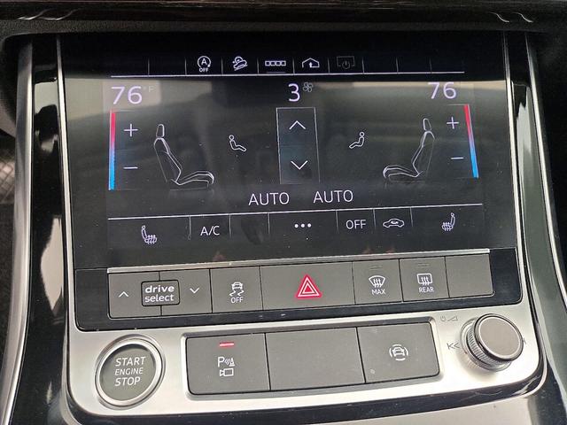 Photo of 2022 Black Audi Q7