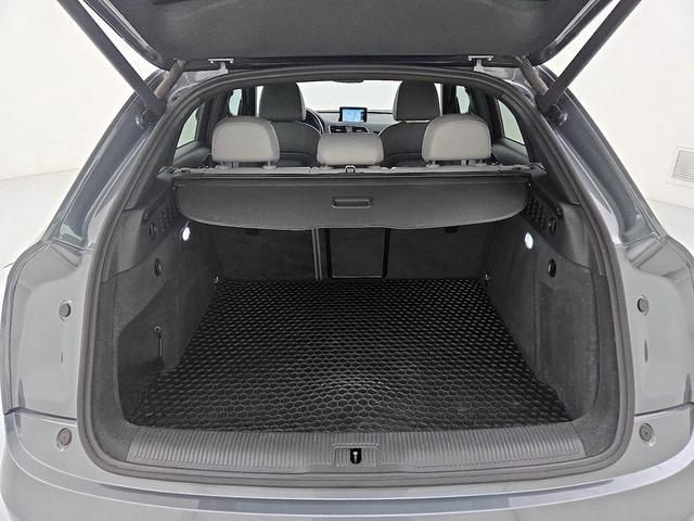 Photo of 2016 Gray Audi Q3