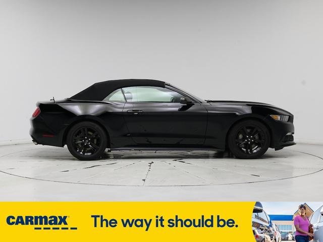 Photo of 2015 Black Ford Mustang