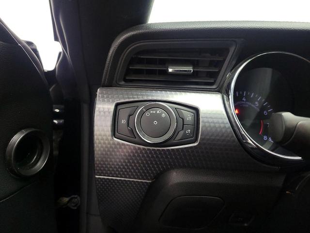 Photo of 2015 Black Ford Mustang