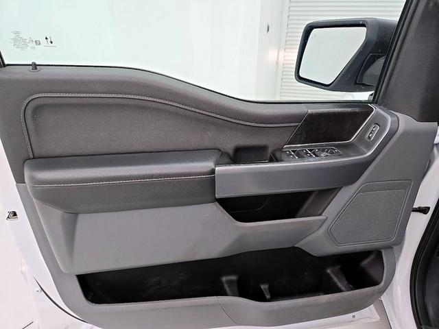 Photo of 2022 White Ford F-150