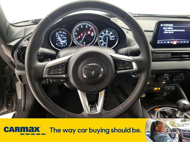 Photo of 2020 Gray Mazda MX-5 Miata