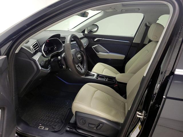 Photo of 2022 Black Audi Q3