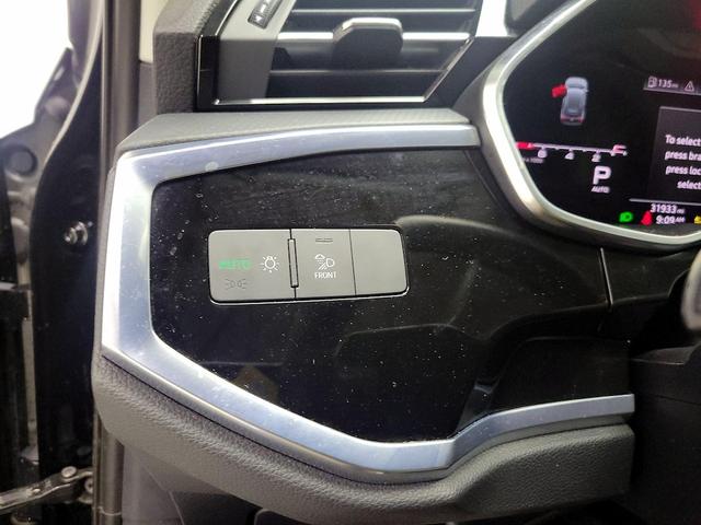Photo of 2022 Black Audi Q3