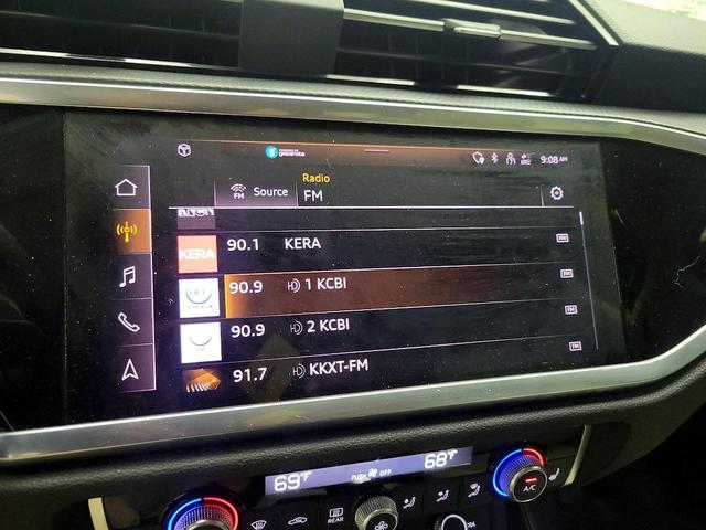 Photo of 2022 Black Audi Q3