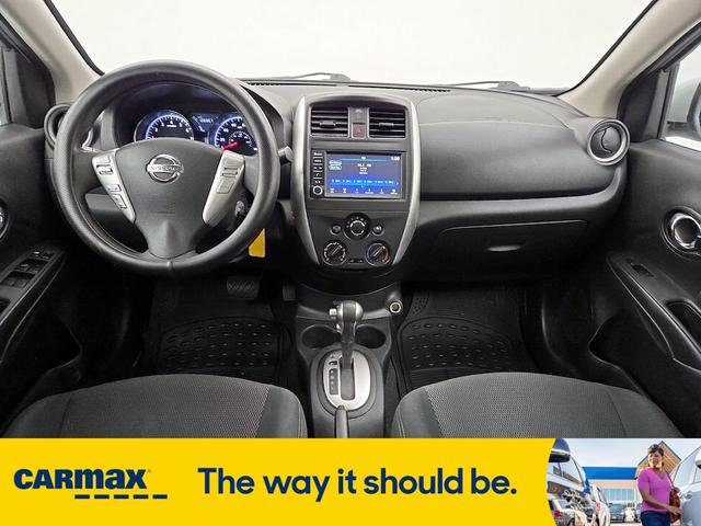 Photo of 2019 Silver Nissan Versa
