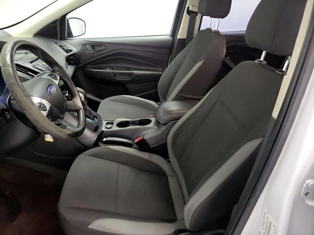 Photo of 2014 White Ford Escape