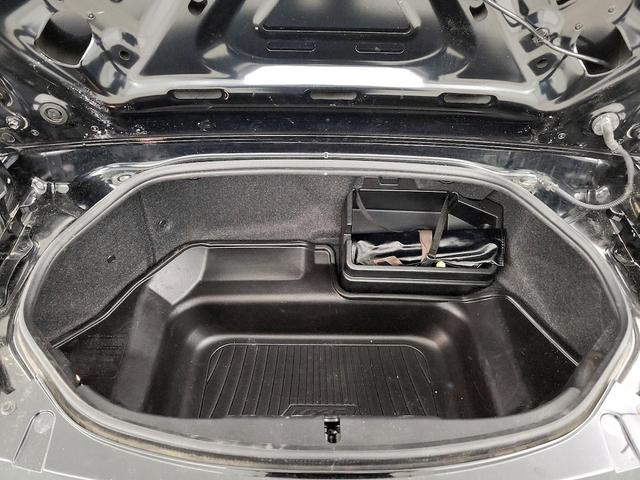 Photo of 2022 Black Mazda MX-5 Miata
