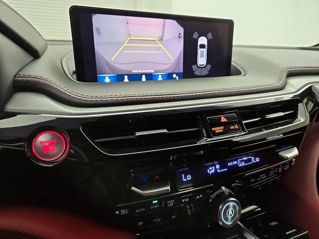 Photo of 2022 Gray Acura MDX
