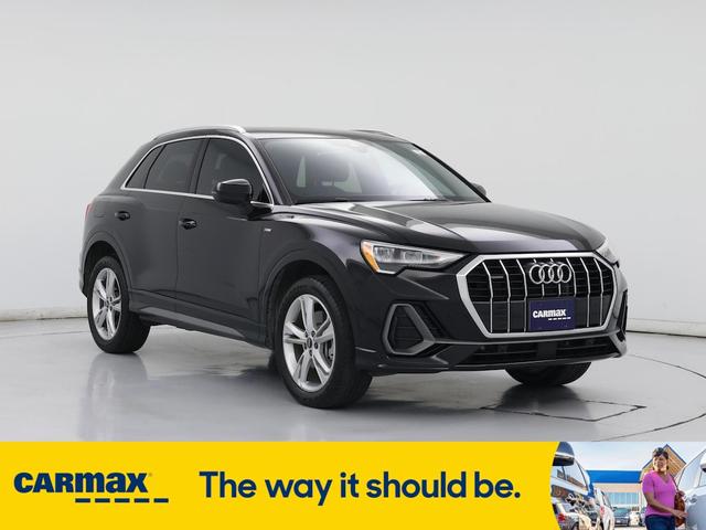 2022 Audi Q3