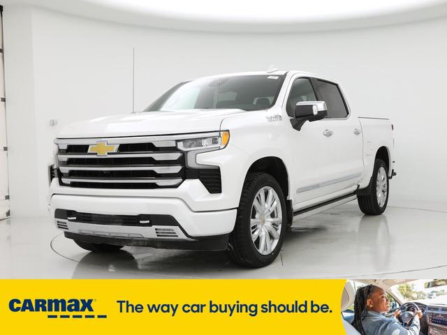 Photo of 2023 White Chevrolet Silverado 1500