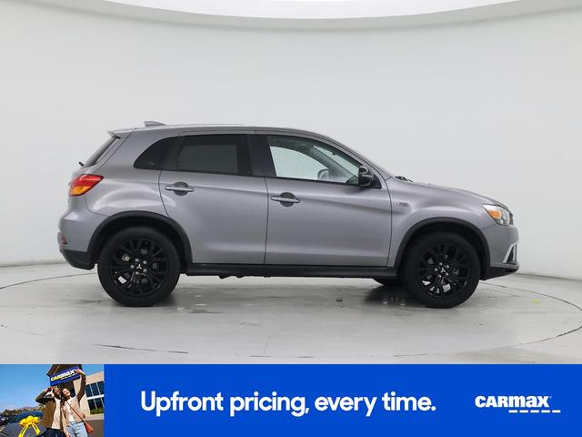 Photo of 2018 Gray Mitsubishi Outlander Sport