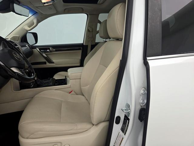 Photo of 2021 Pearl Lexus GX 460