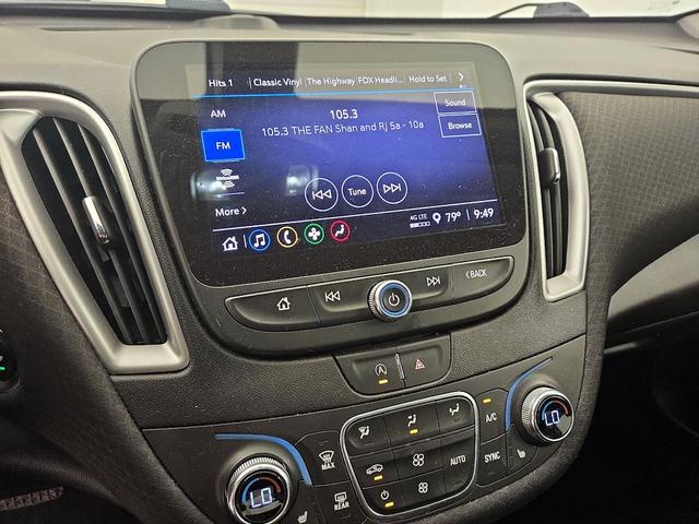 Photo of 2022 Silver Chevrolet Malibu