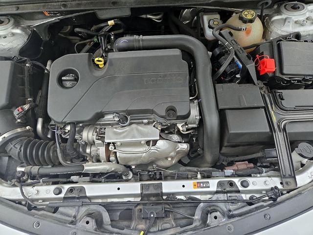 Photo of 2022 Silver Chevrolet Malibu