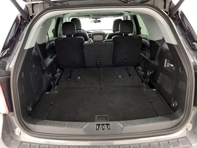 Photo of 2021 Silver Ford Explorer