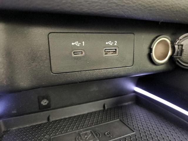 Photo of 2022 Silver Nissan Rogue