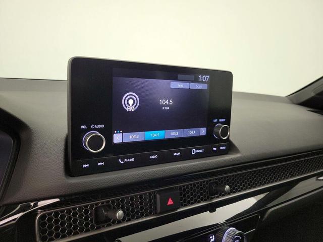 Photo of 2023 White Honda Civic