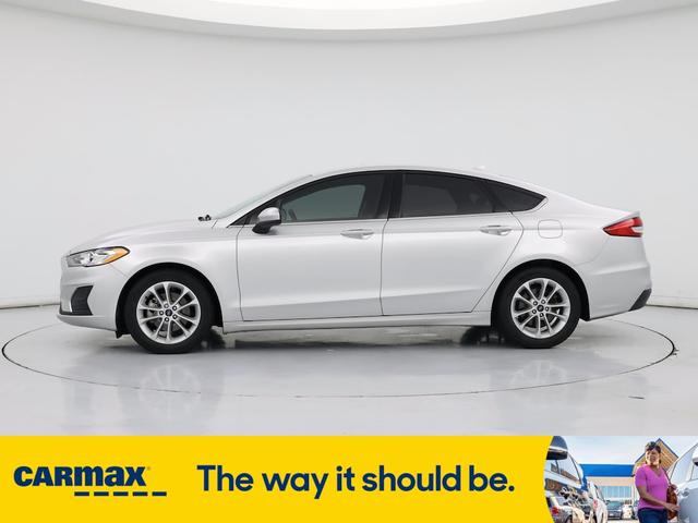 Photo of 2019 Silver Ford Fusion