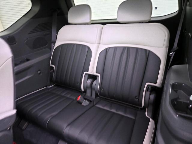 Photo of 2024 Gray Kia EV9