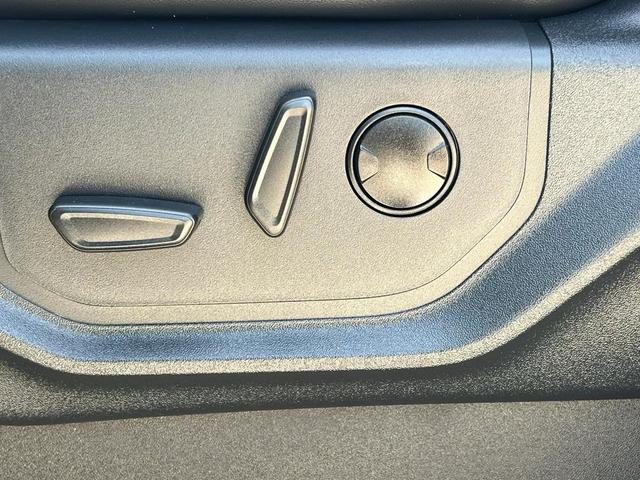 Photo of 2022 Dark Matter Ford Expedition Max
