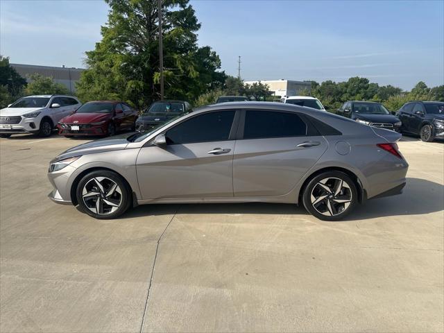 Photo of 2023 Fluid Metal Hyundai ELANTRA