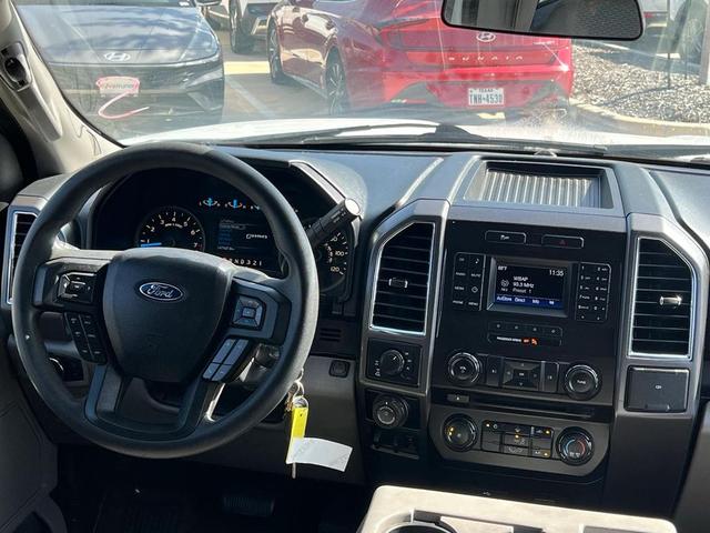Photo of 2016 Oxford White Ford F-150