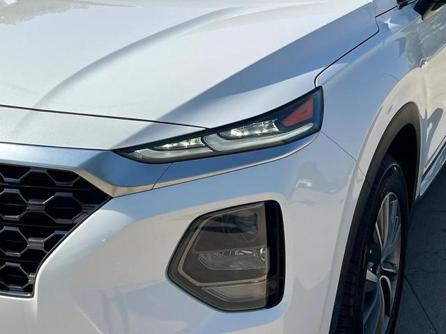 Photo of 2020 Quartz White Hyundai SANTA FE