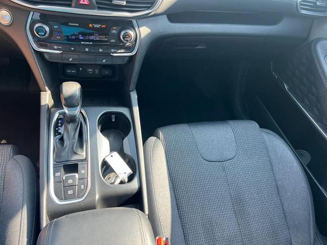 Photo of 2020 Quartz White Hyundai SANTA FE