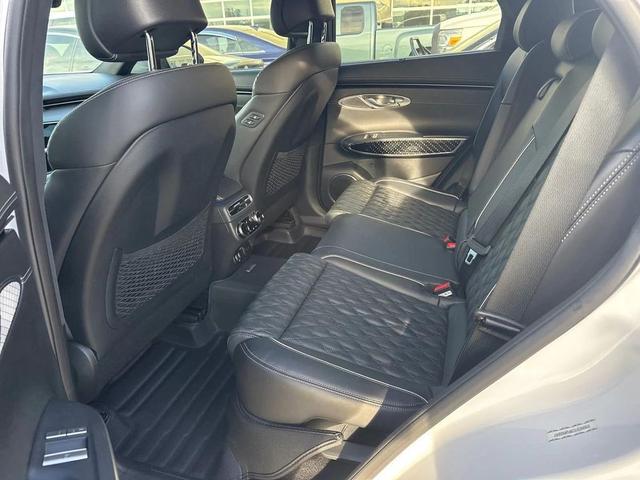 Photo of 2023 White Genesis GV70