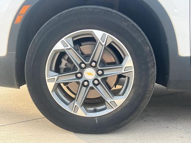 Photo of 2023 Summit White Chevrolet Blazer