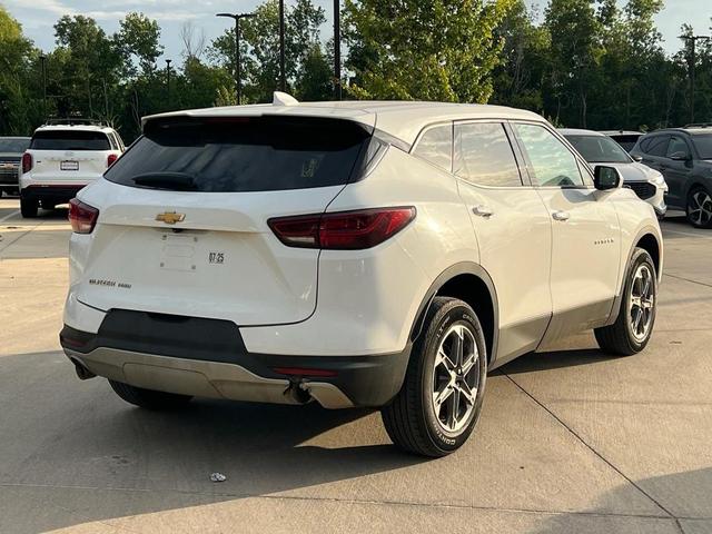 Photo of 2023 Summit White Chevrolet Blazer