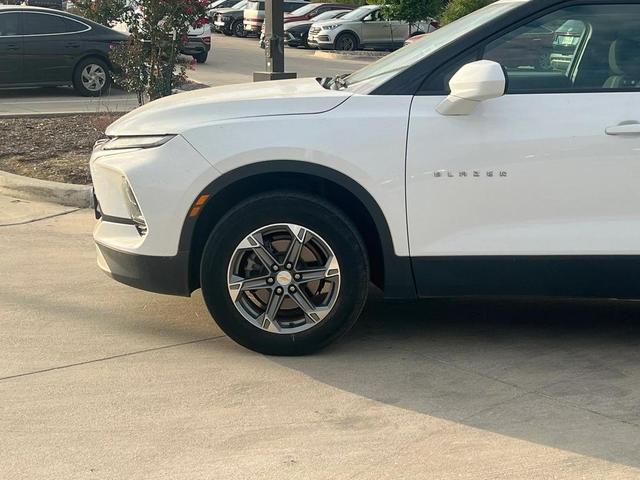 Photo of 2023 Summit White Chevrolet Blazer