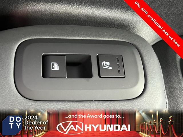 Photo of 2025 Hampton Gray Hyundai SANTA FE HEV