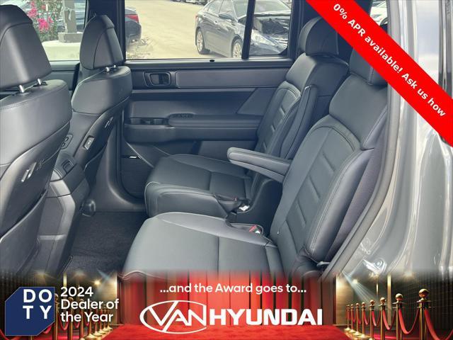Photo of 2025 Hampton Gray Hyundai SANTA FE HEV