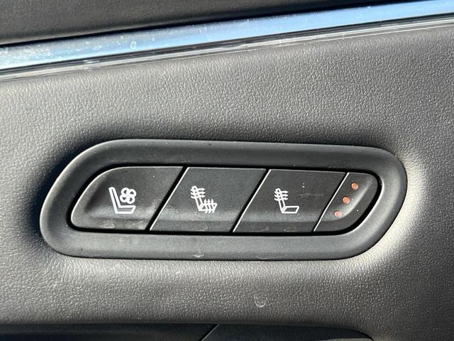 Photo of 2023 Galactic Gray Metallic Cadillac Escalade